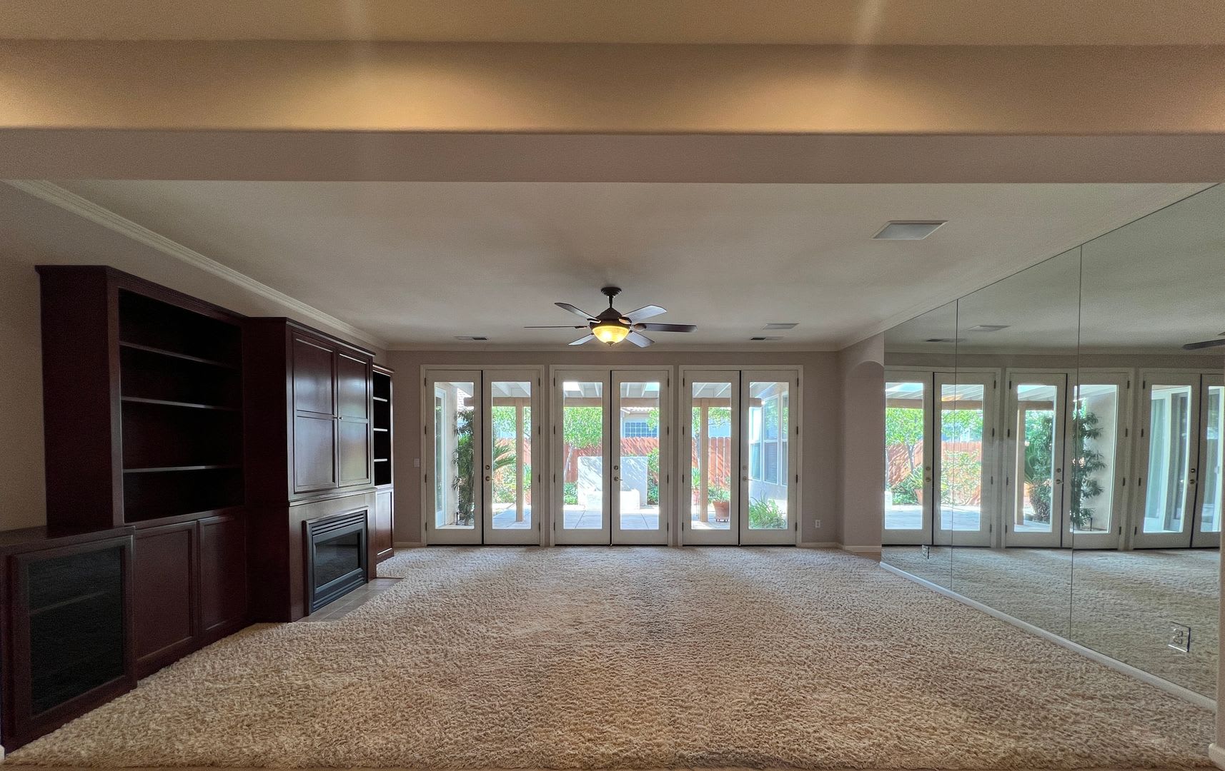 3 bedroom, 2 bathroom home located in Fresno- Great Location! – photo 2