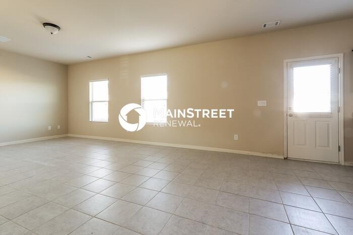732 Independence Avenue – photo 2
