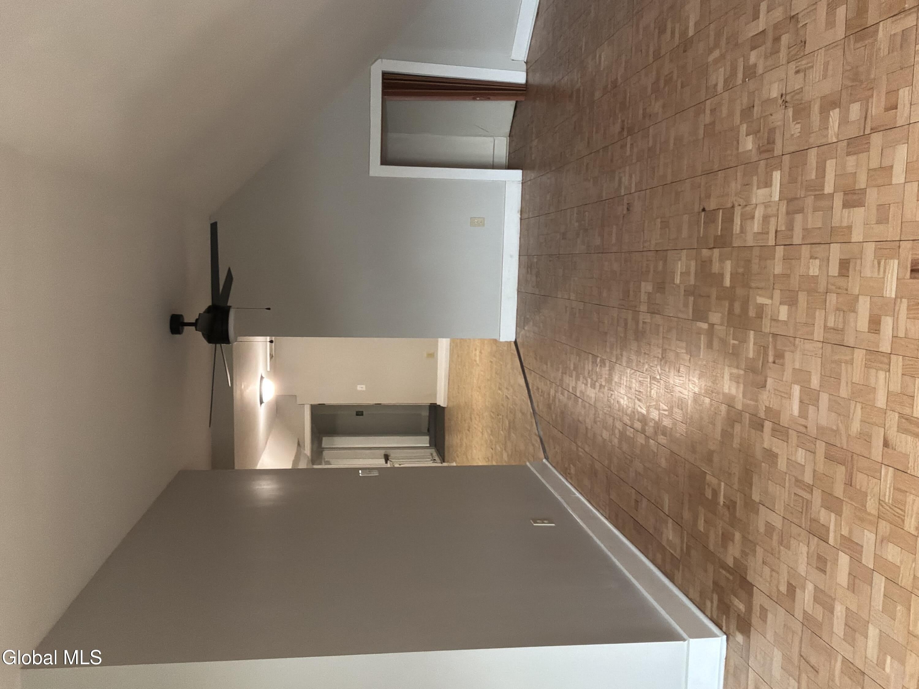 137 Broad Street – photo 2