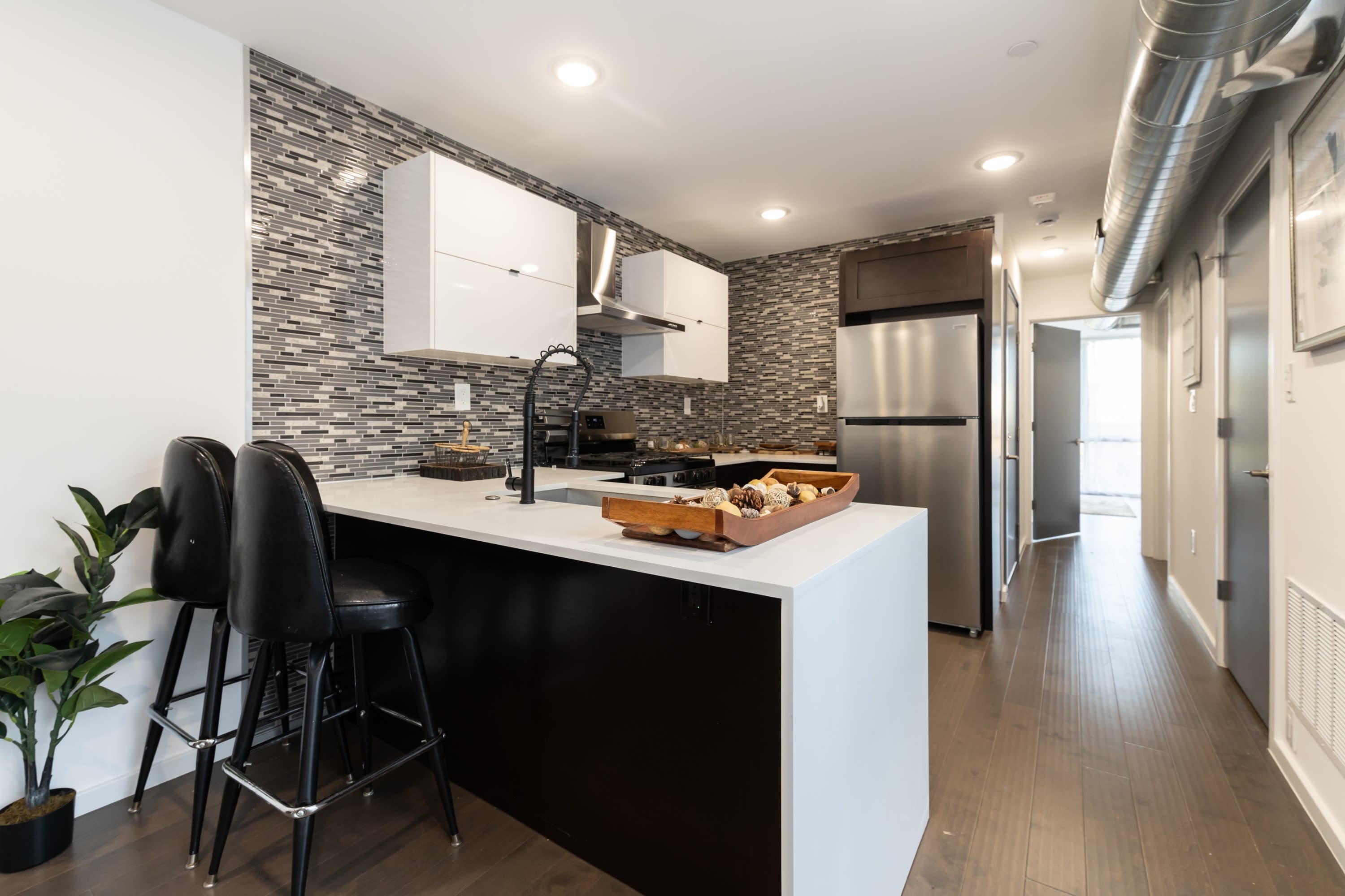 2111 North 7th Street – photo 4