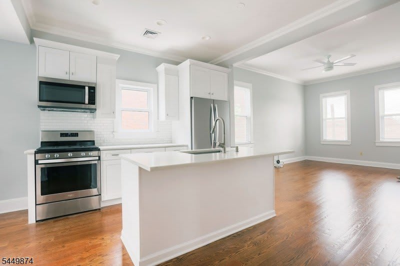 49 Park Ave Unit 2 – photo 1