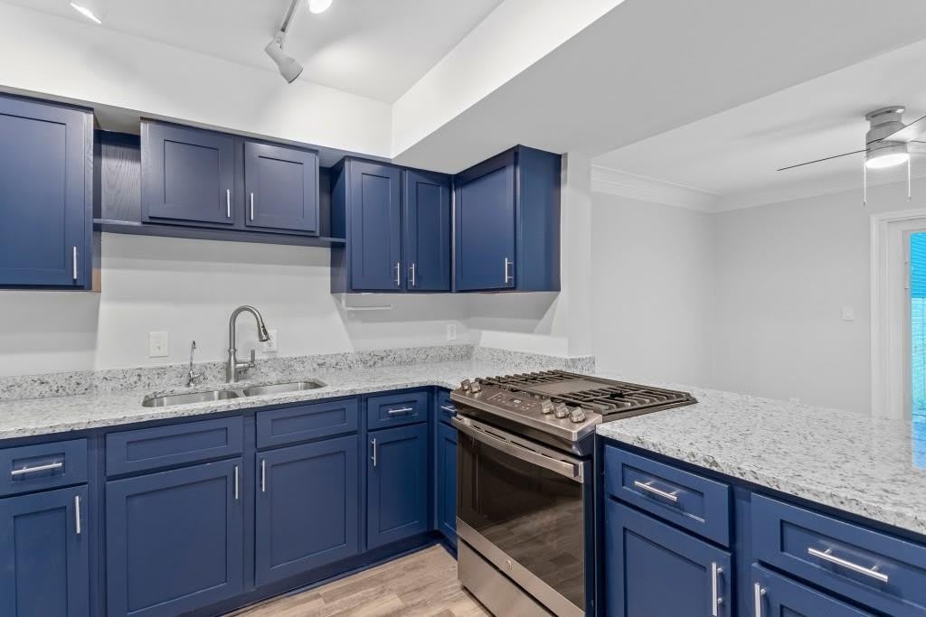 856 Saint Charles Avenue NE – photo 3