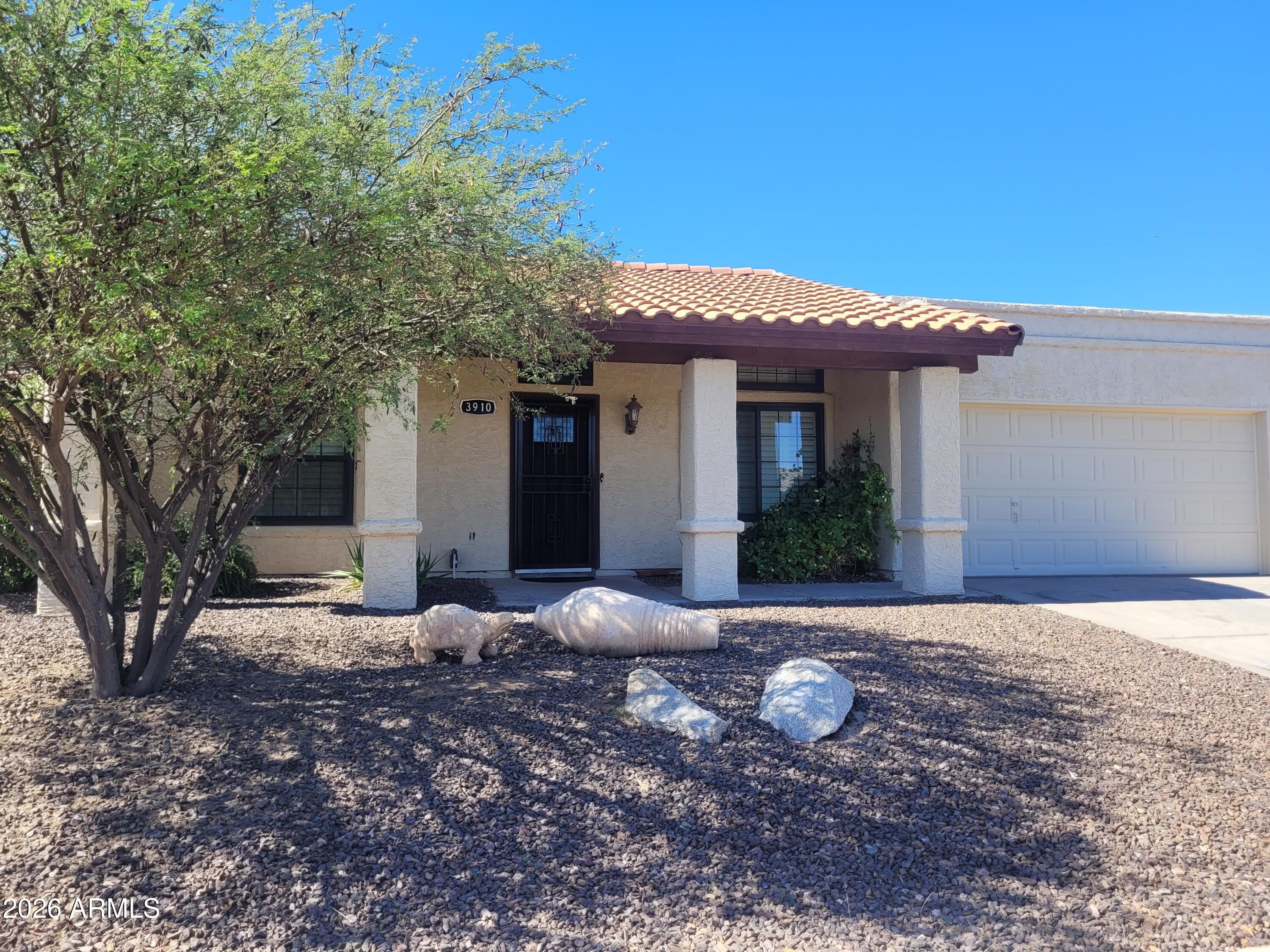 3910 E SHOMI Street – photo 2