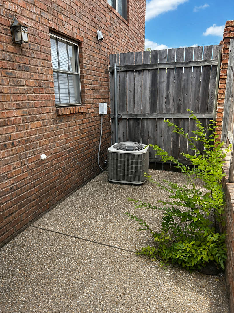 2/2.5 Condo at Canterbury – photo 3