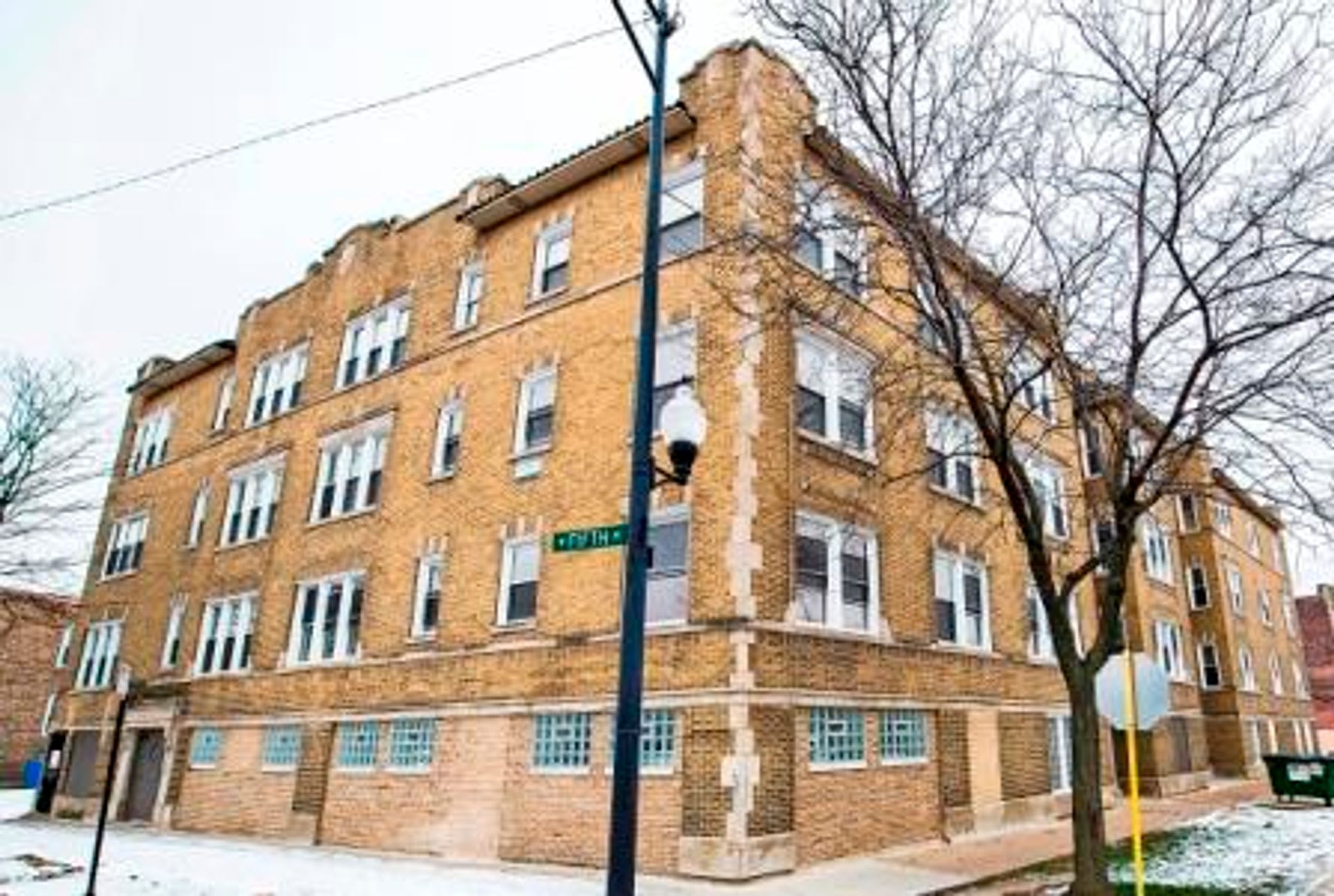 701 S Karlov Ave – photo 5