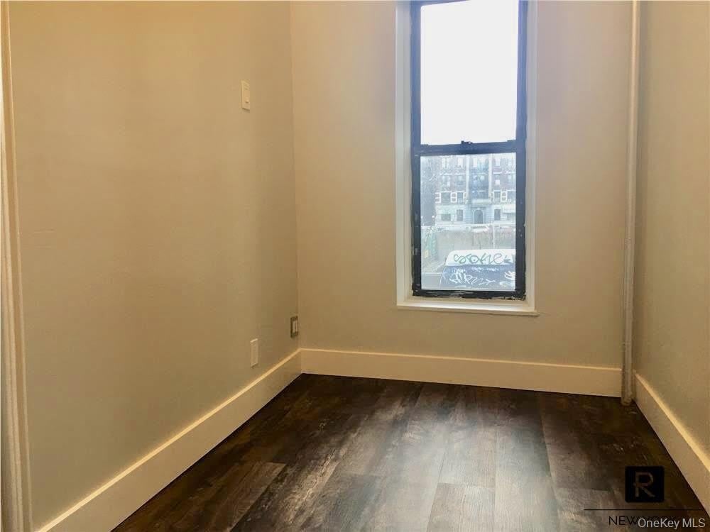 605 W 179th Street – photo 5