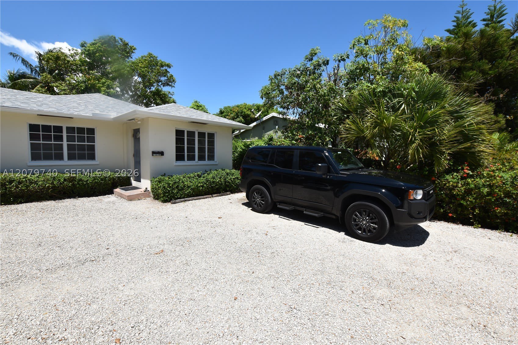 801 SE 4th Street – photo 1
