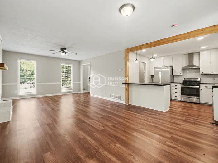 4186 Castle Gate Court – photo 5