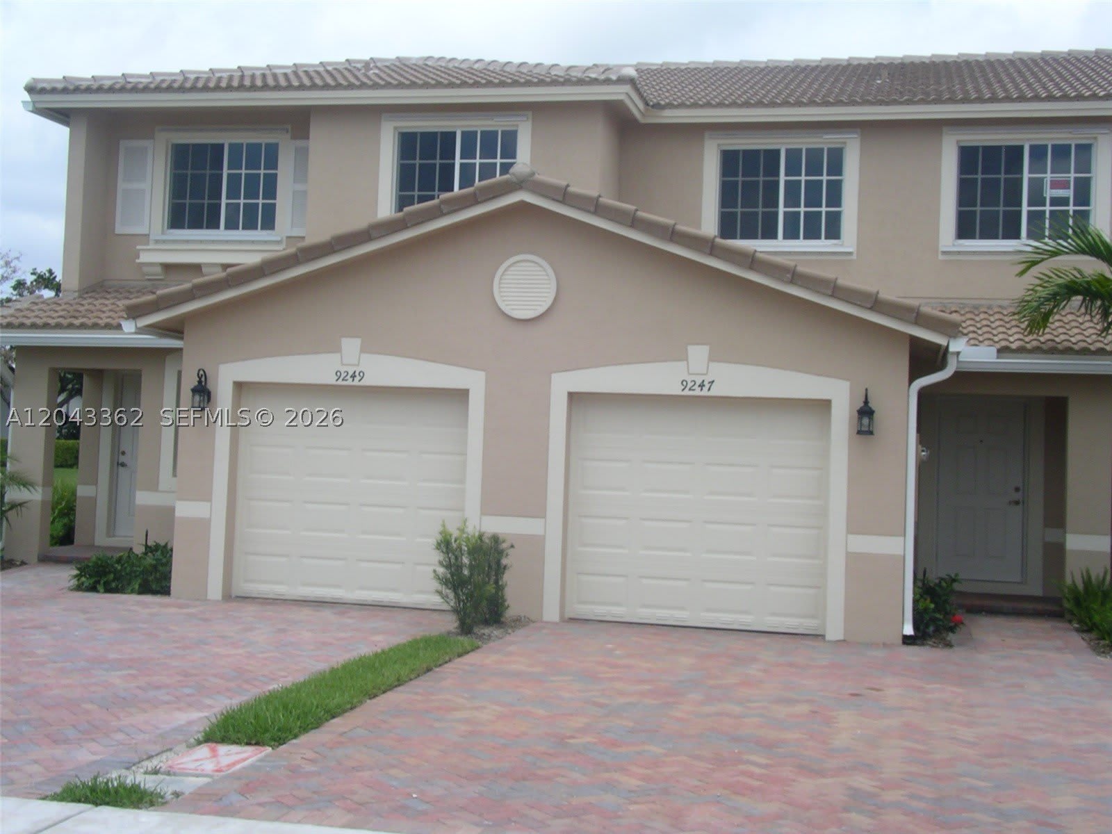 9247 Chambers St – photo 2