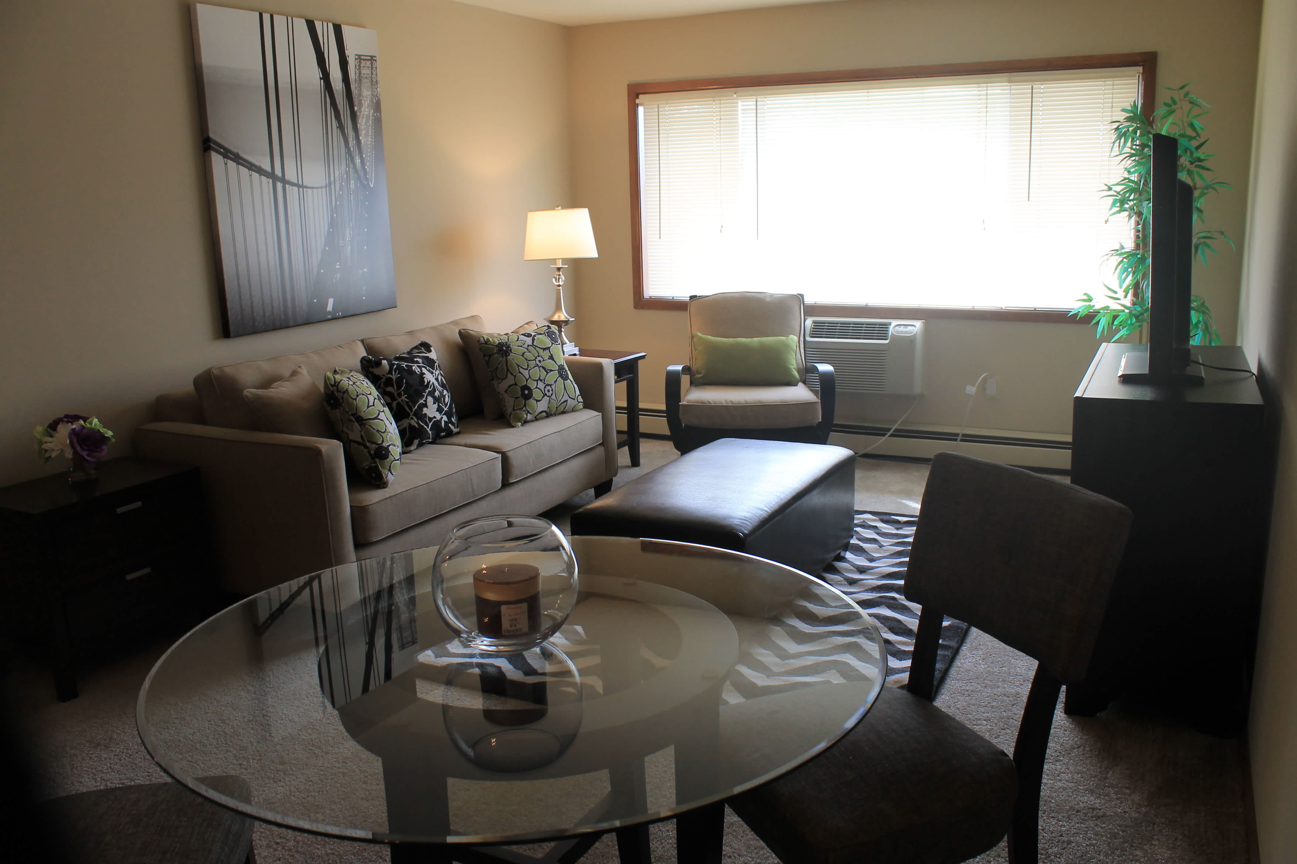 French Quarter Apartments – photo 4