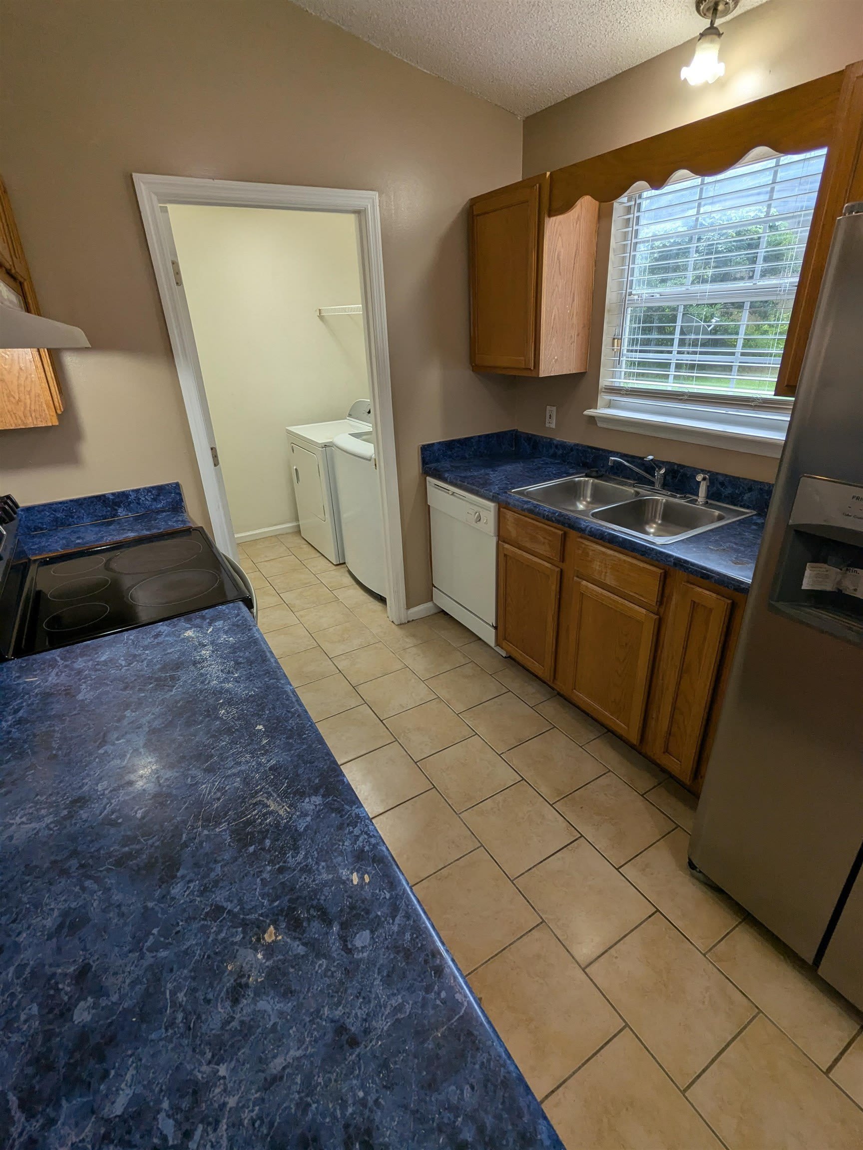 3100 Dunkeld Court – photo 4