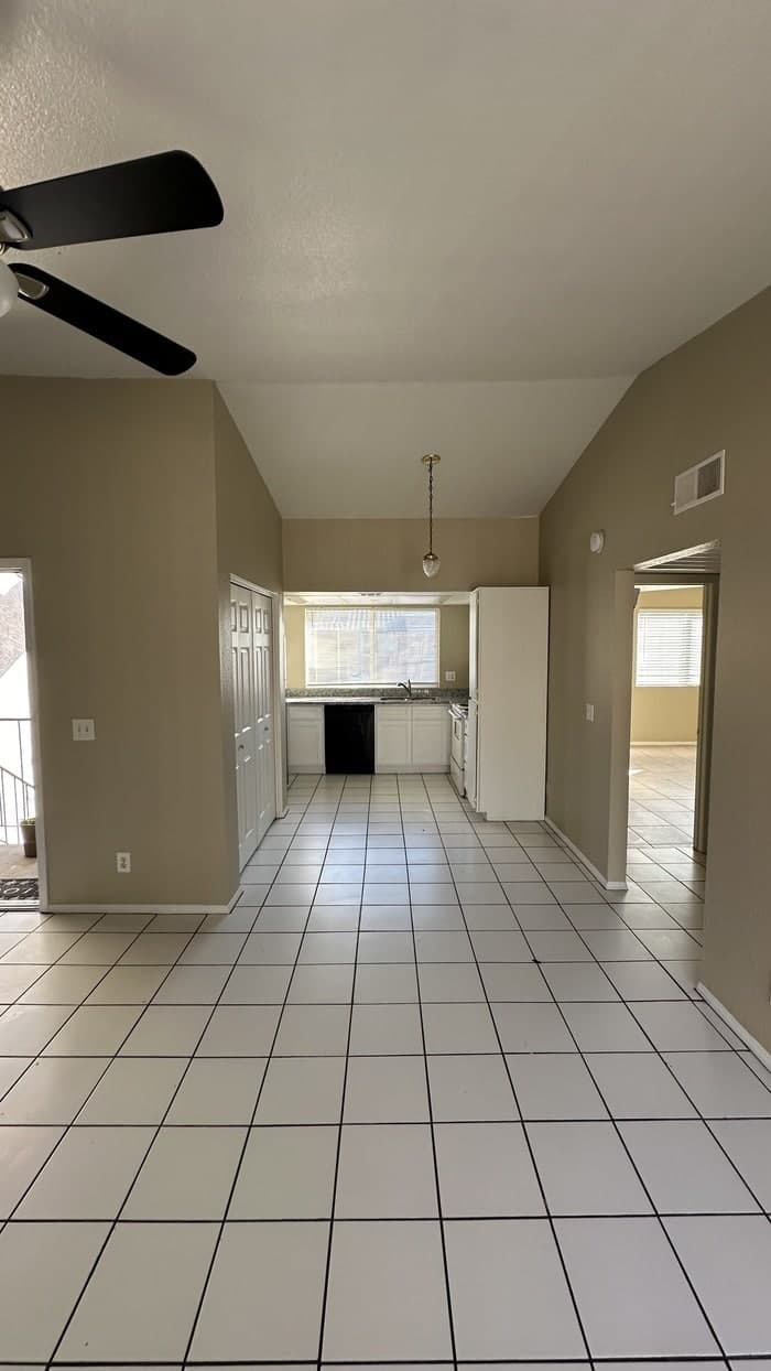 1554 West Sahuaro Drive – photo 3