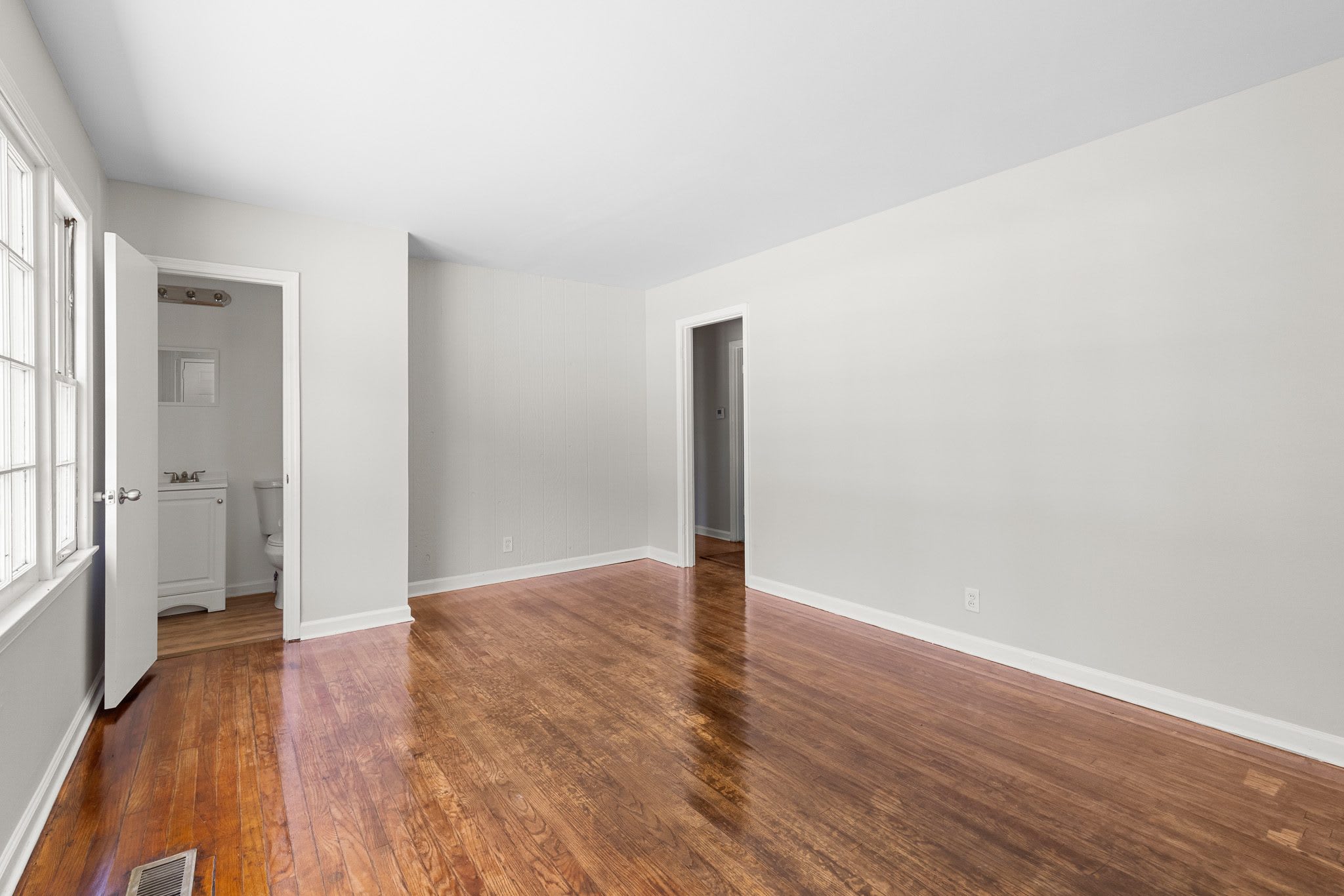 149 Rose Drive – photo 5