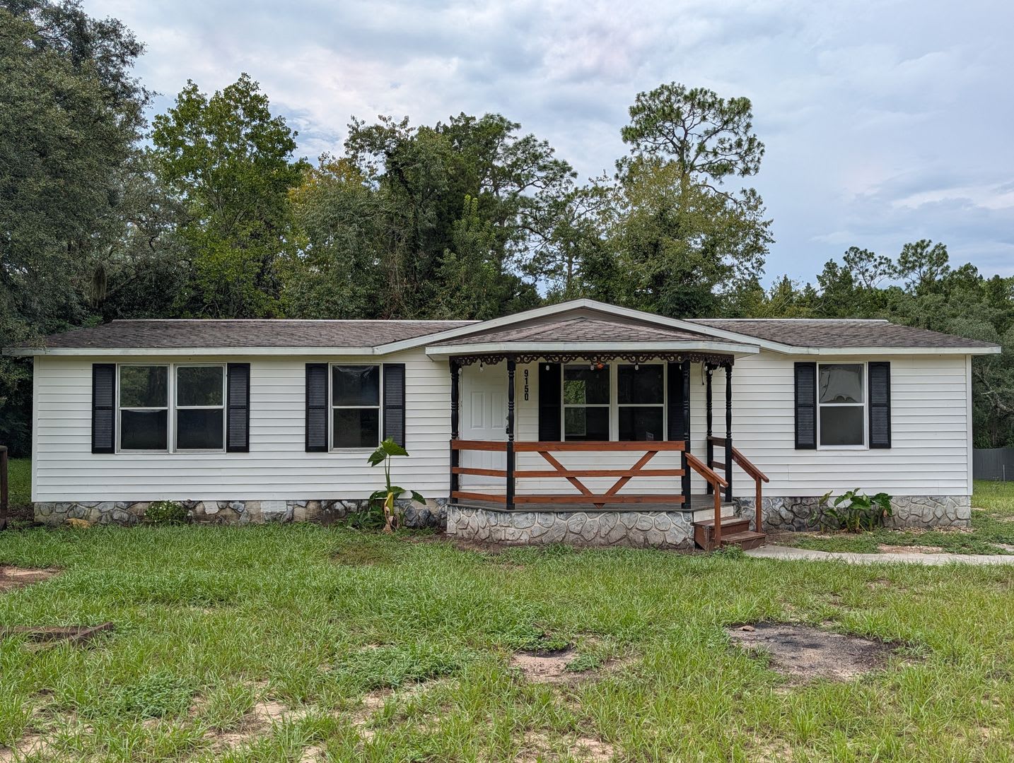 3 bed, 2 bath on 1/3 Acre of FENCED land. – photo 1