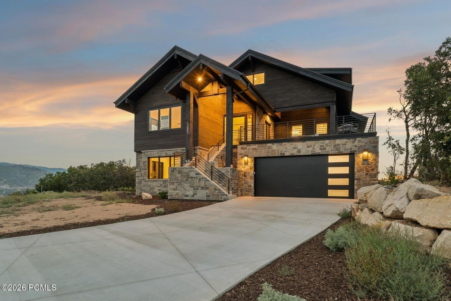 1285 E Lasso Trail – photo 2