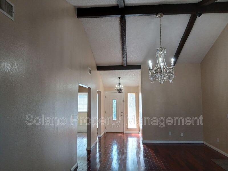 400 Mokelumne Drive – photo 3