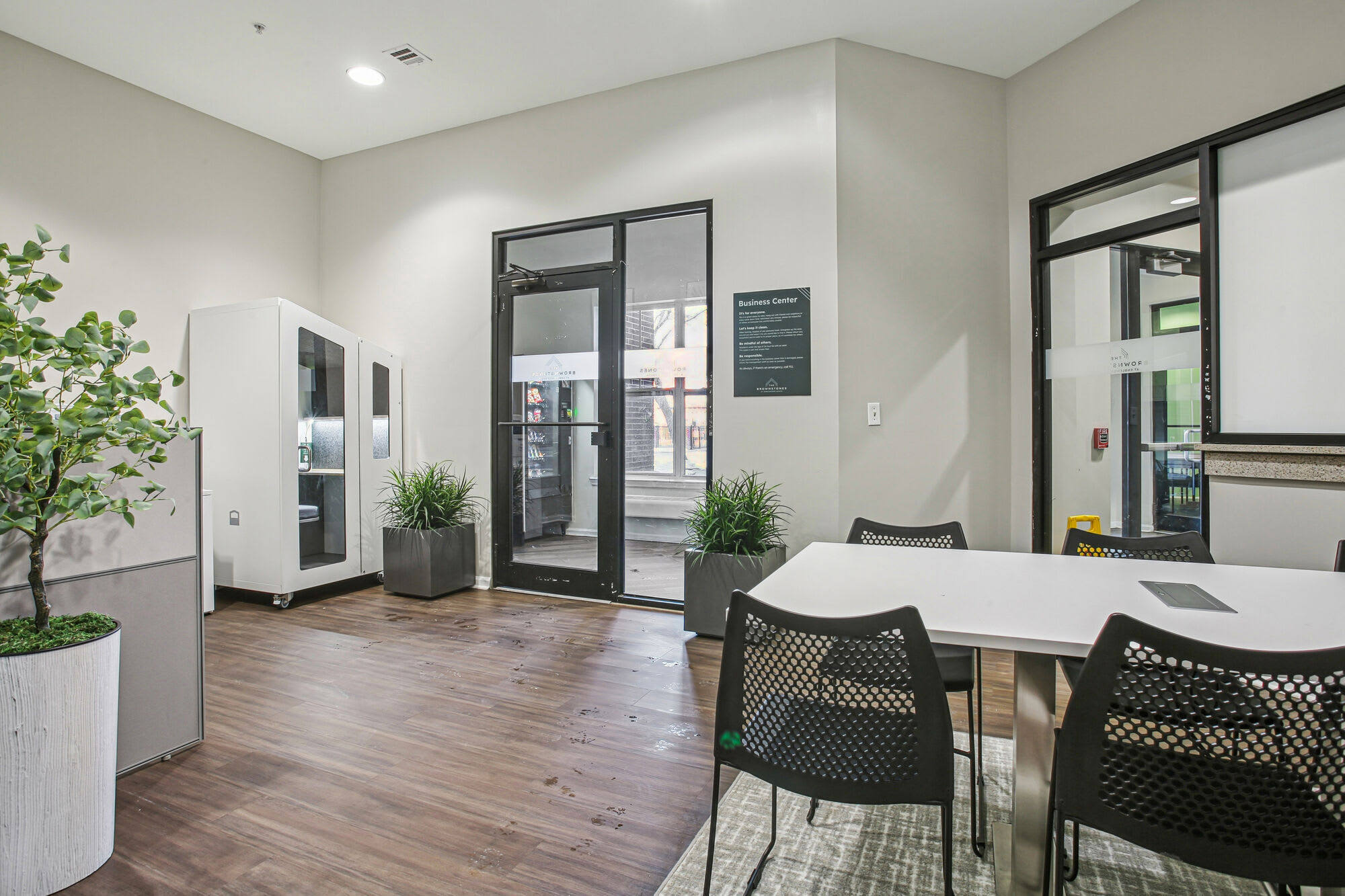 490 Lydecker St – photo 4