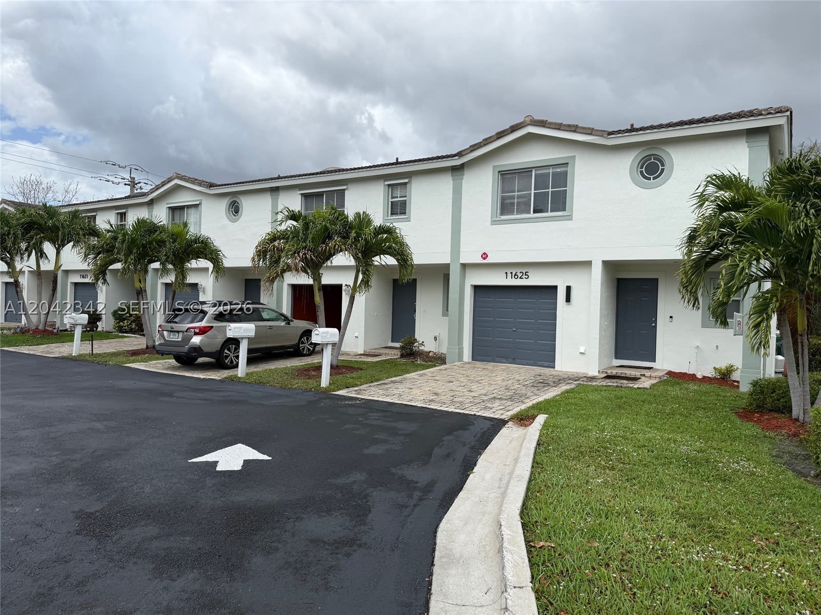 11627 NW 23rd Ct – photo 2