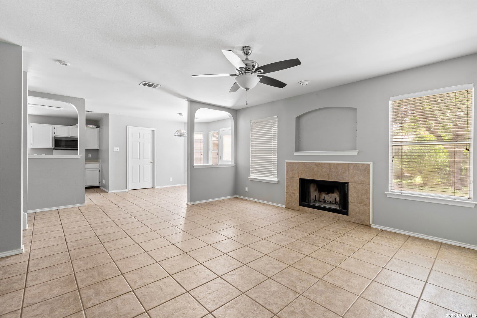 9915 SANDLET TRL – photo 5