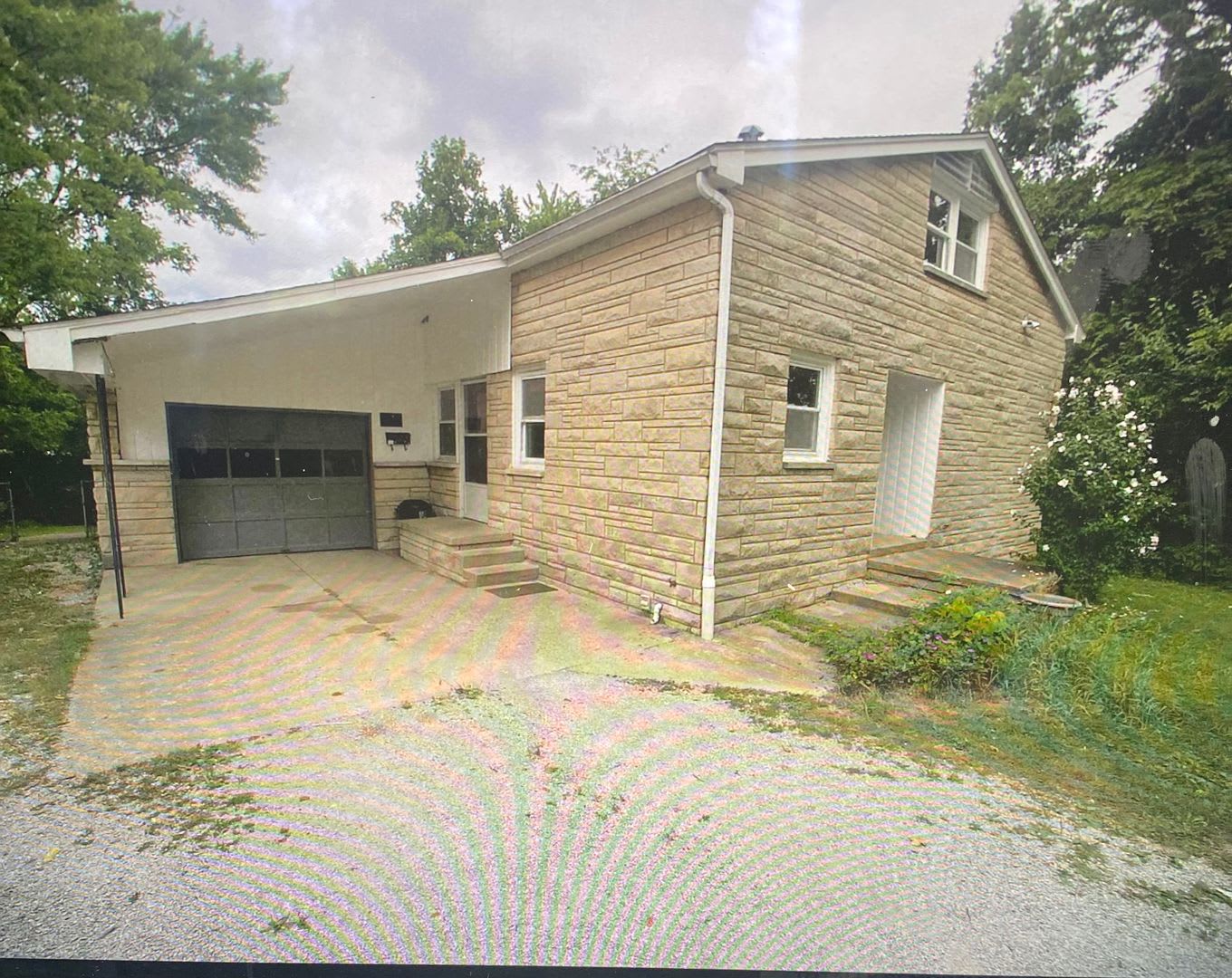Beautiful 4 BD/2 BA Home! – photo 1