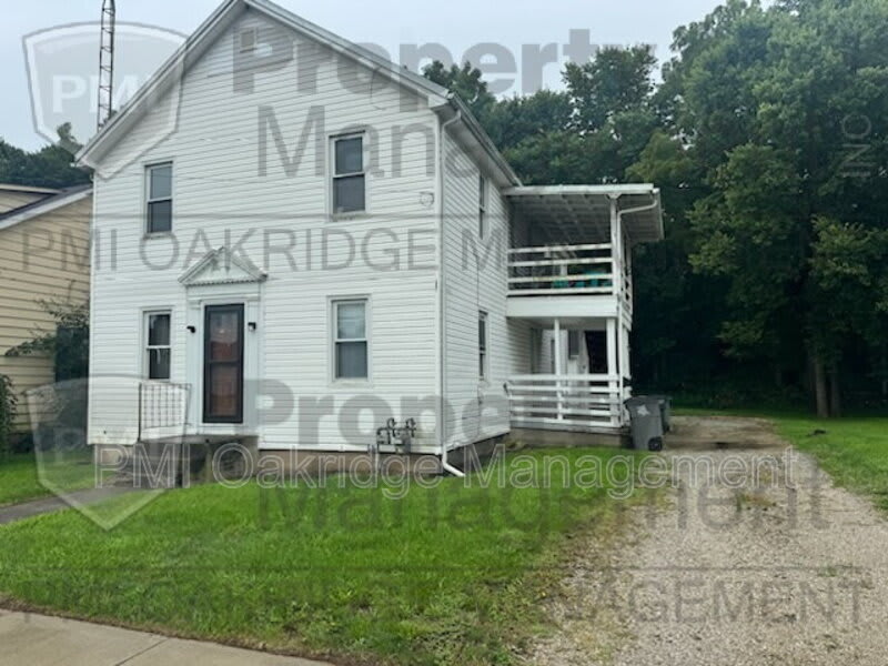 906 Race Dr – photo 1