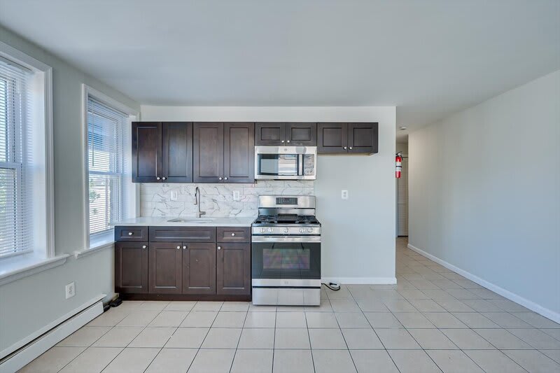 217 Smith Street – photo 5