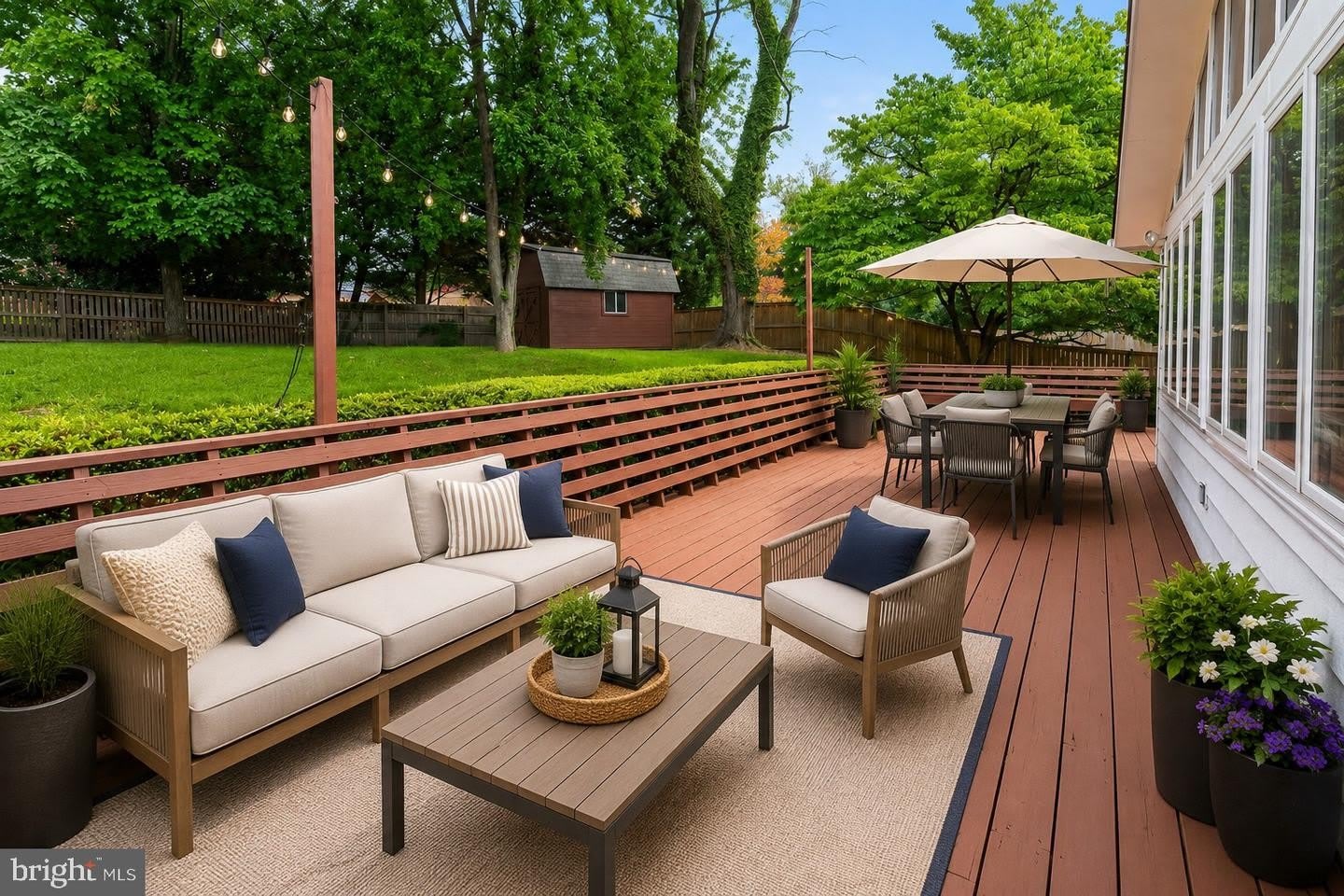6035 CHATSWORTH LN – photo 5