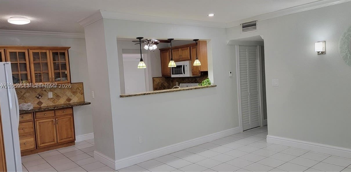 10835 SW 41st Ter – photo 4