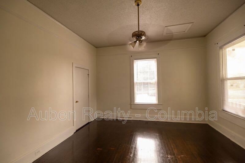1112 Olympia Ave – photo 4