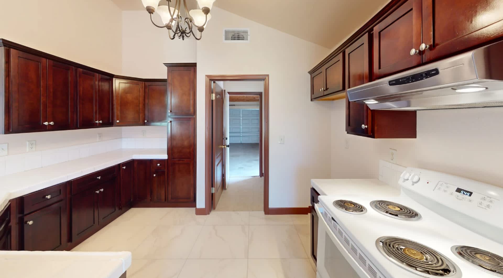 Charming Spacious 3BD/2BA House in the Desirable Neighborhood of Clovis!! – photo 5