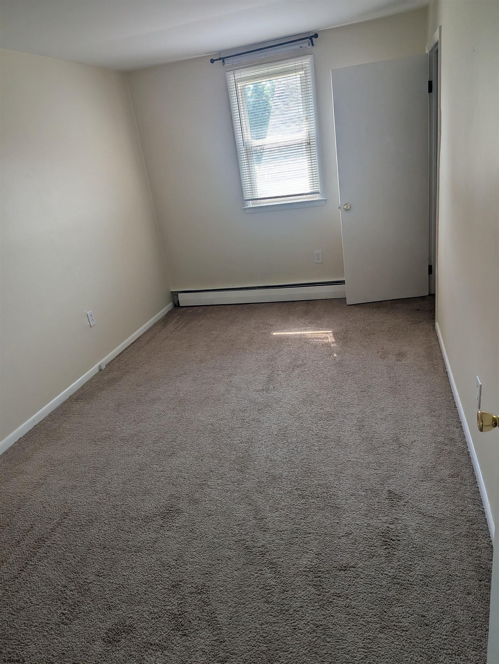 40 Delaware Ave – photo 5