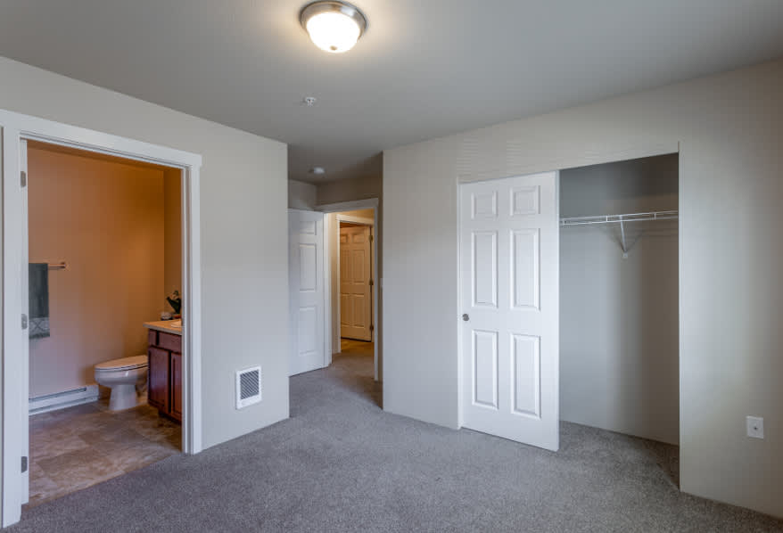 15413 East 4th Avenue – photo 4