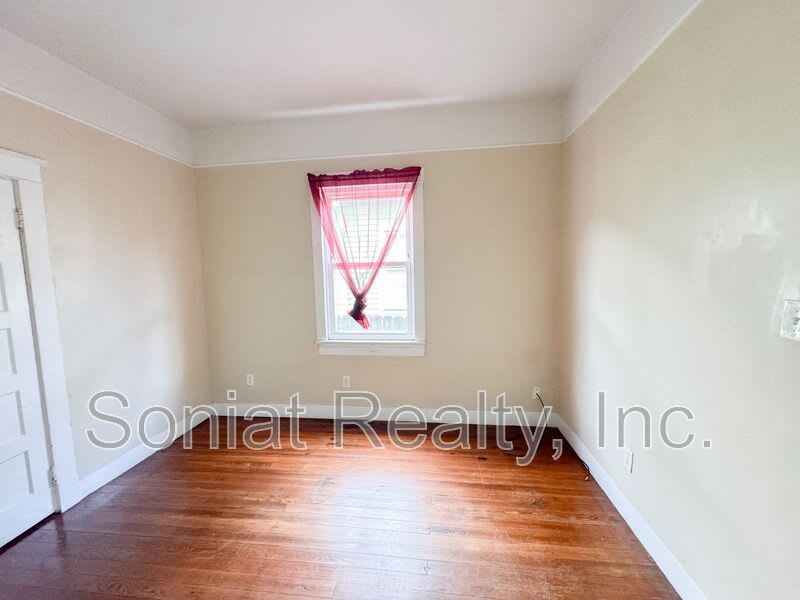 1902 Iberville St – photo 3