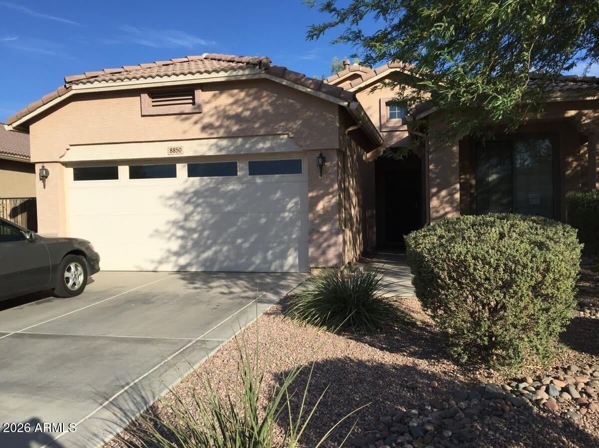 8850 W HILTON Avenue – photo 1