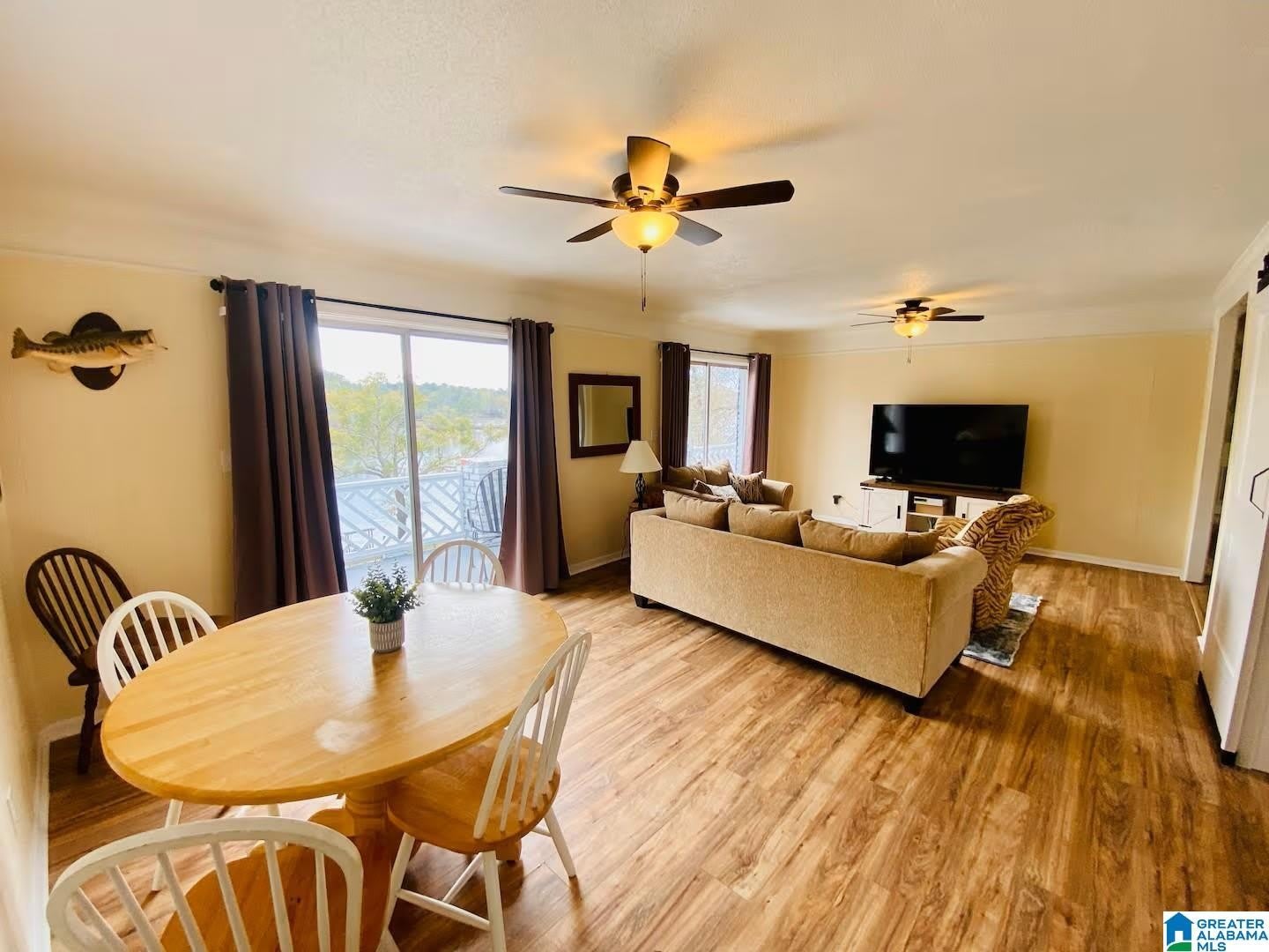 992 CLEAR CREEK DRIVE – photo 4
