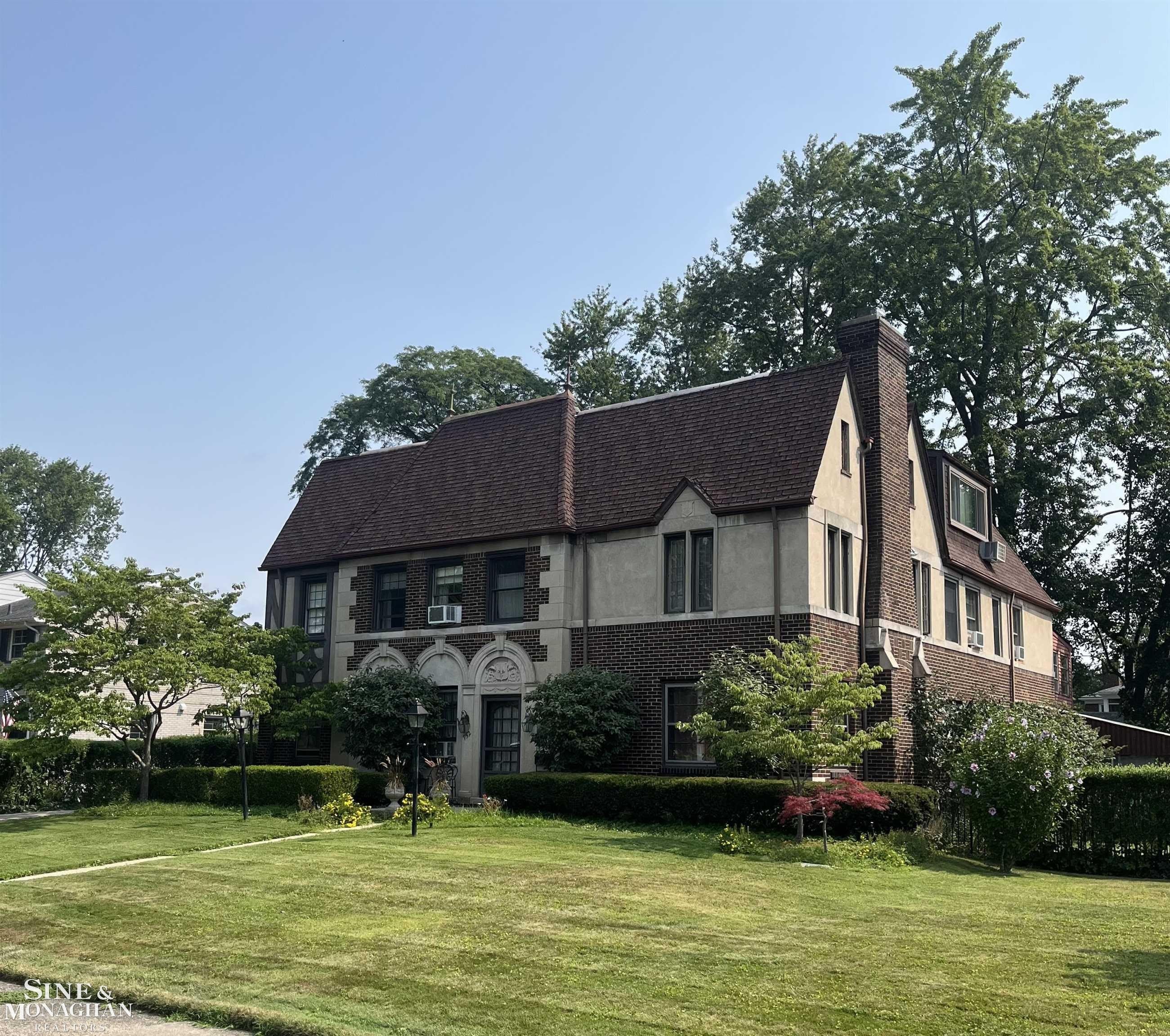 752 Trombley Road – photo 1