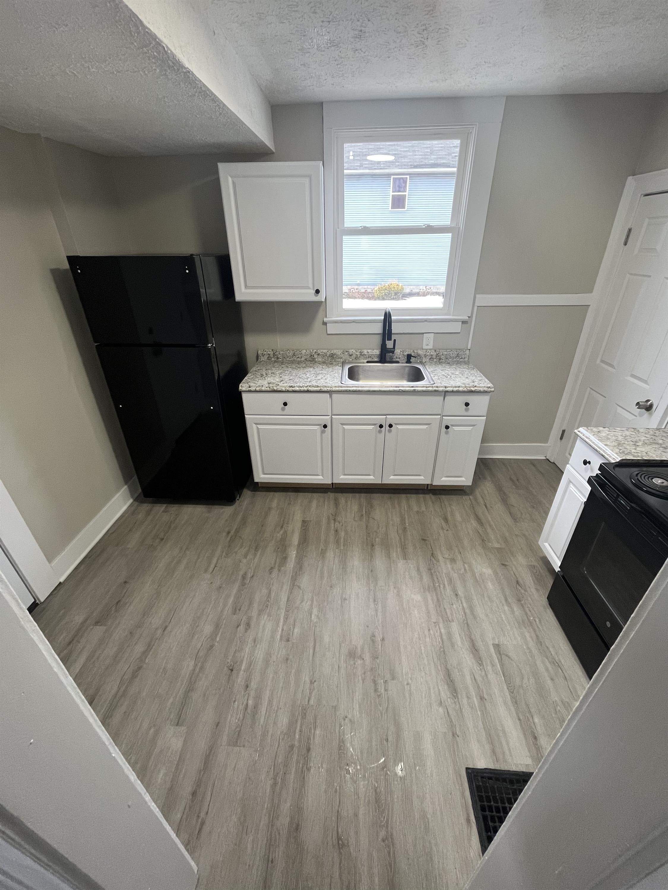 961 East 15th Avenue – photo 4
