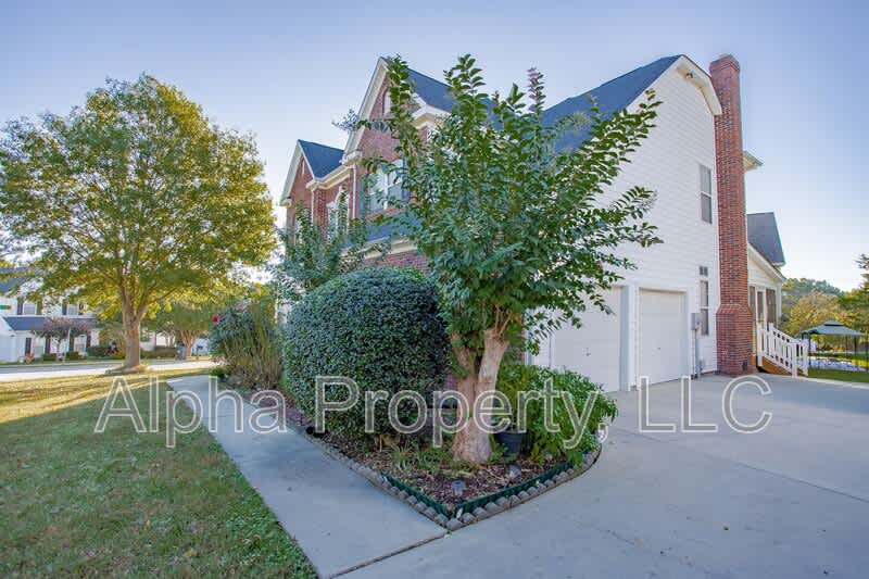 120 Windsong Dr – photo 3