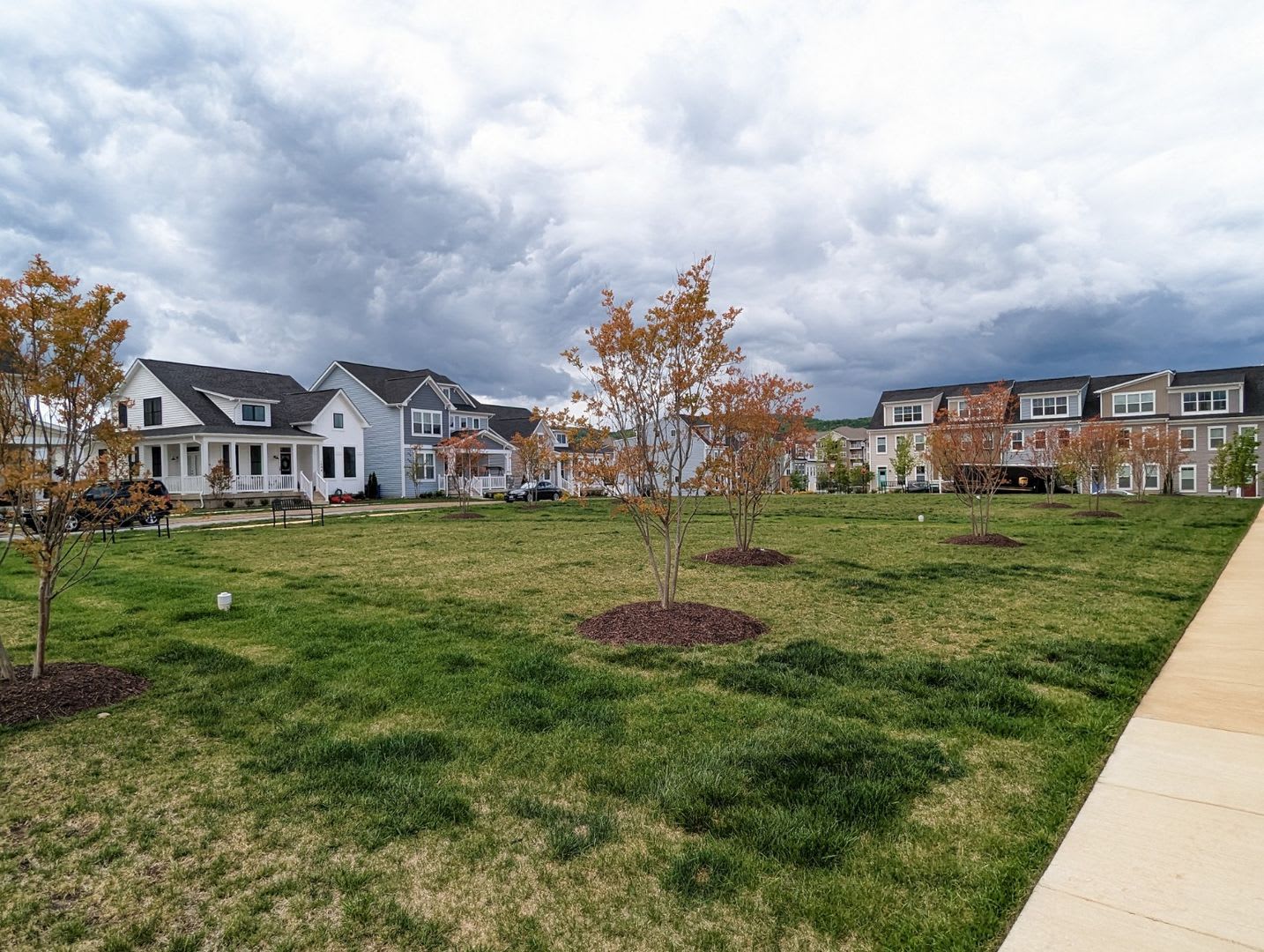 Gorgeous New Construction Home in Gambrill View Community available now! – photo 5