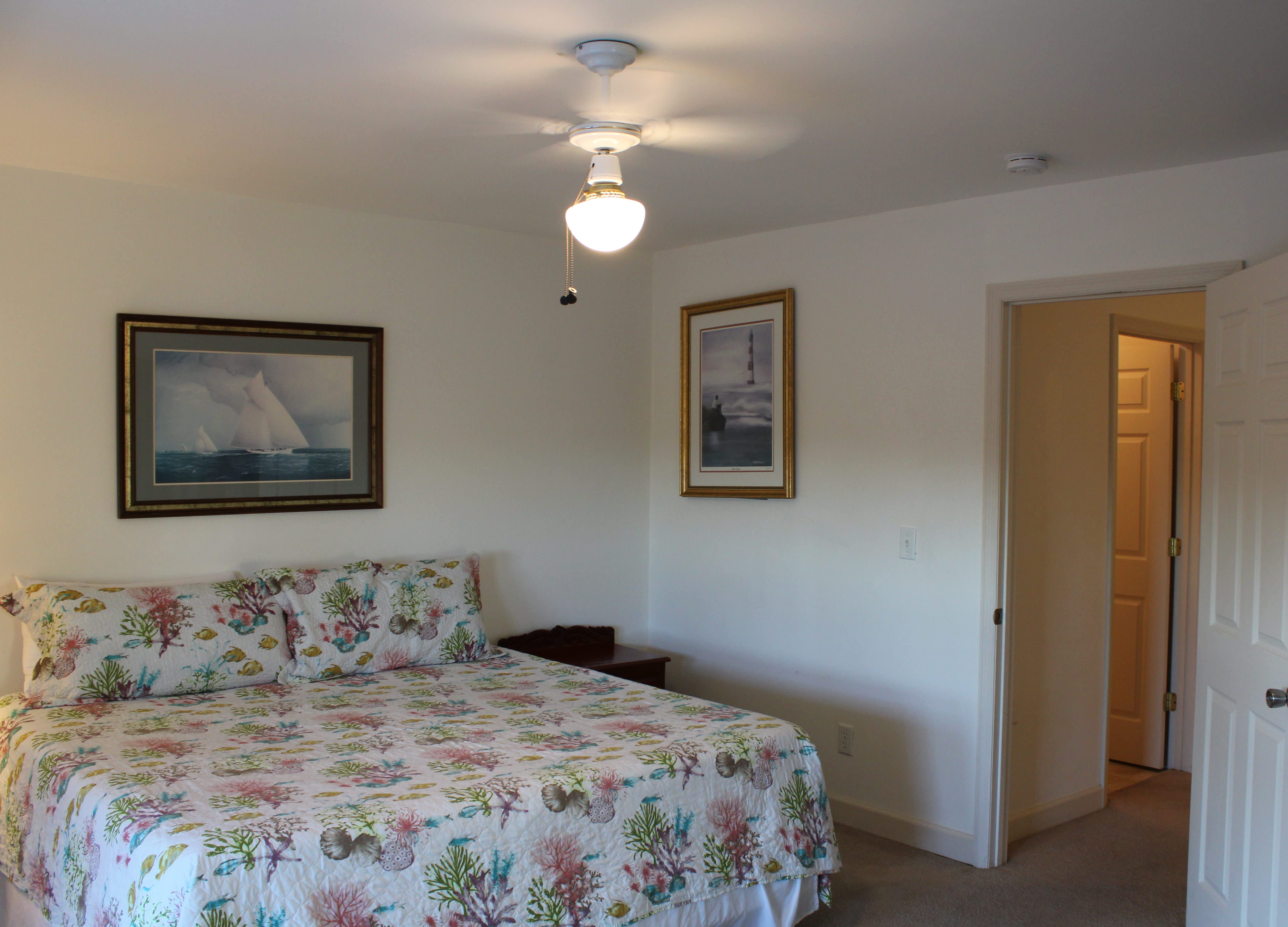 81 Center St – photo 3