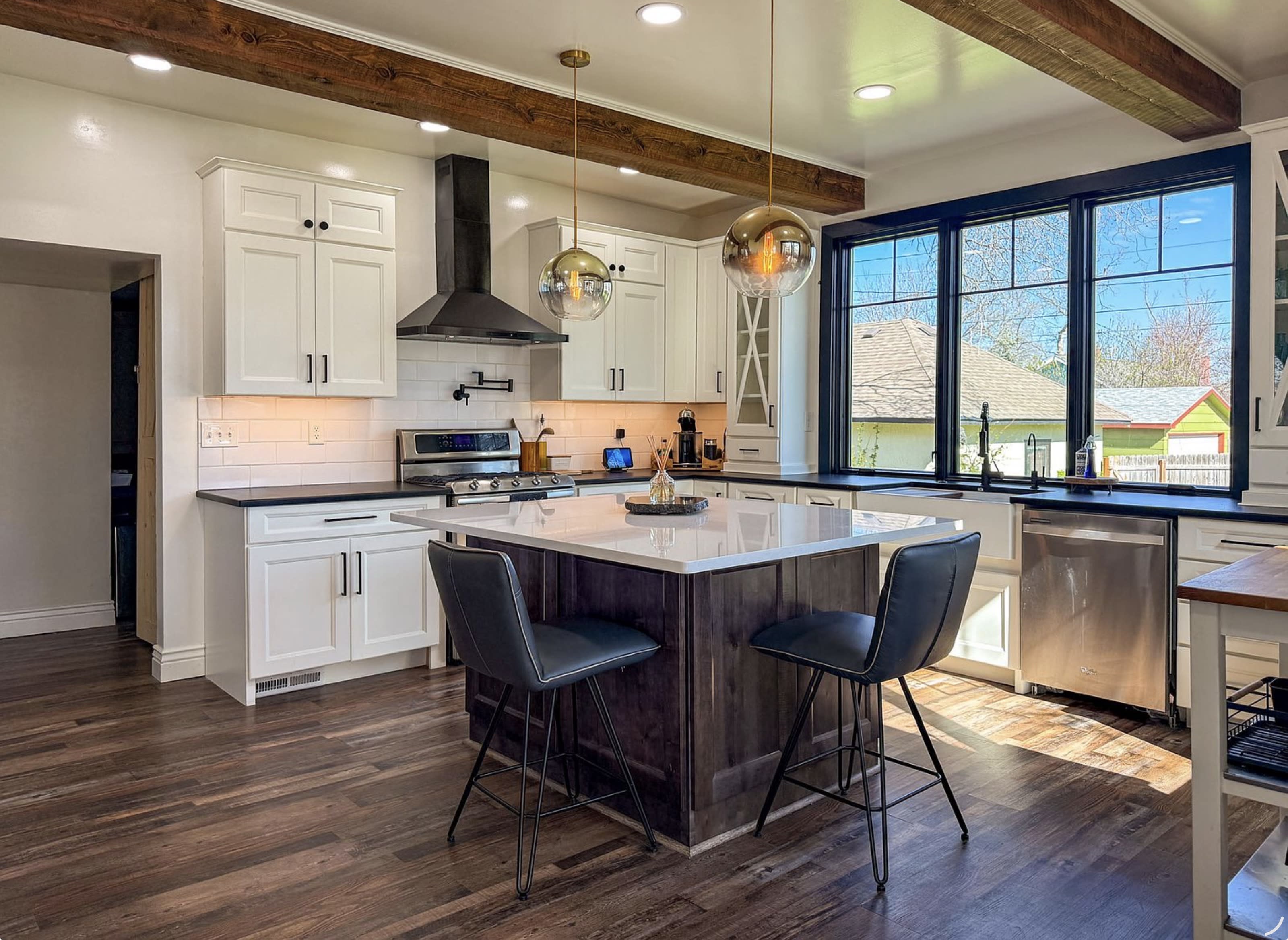 1423 4th Avenue North – photo 1