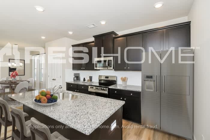 372 Phaeton Lane – photo 4