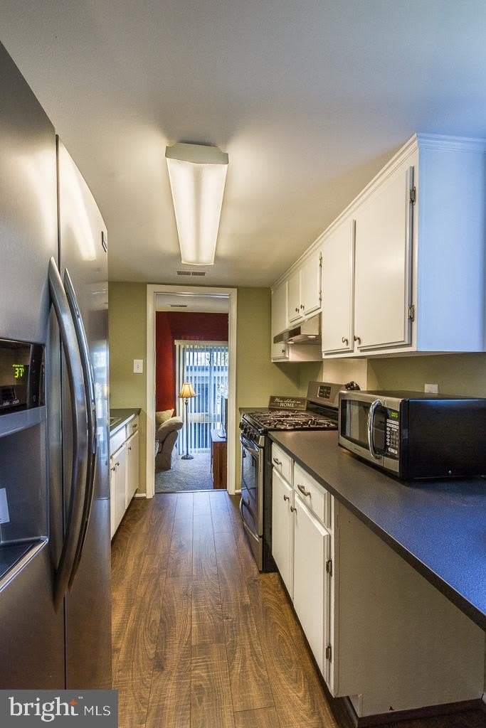 12709 KINGSBURY Court – photo 5