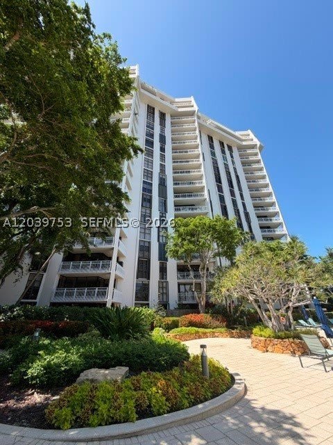 2000 Towerside Ter – photo 1