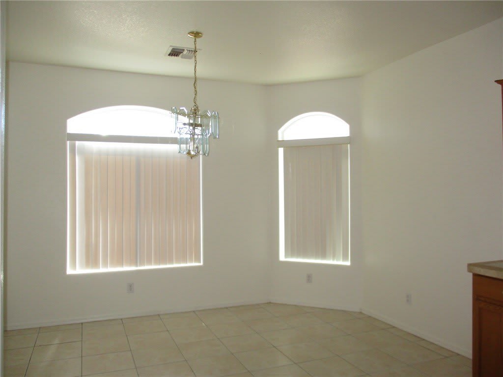 6103 Bison Ave – photo 3