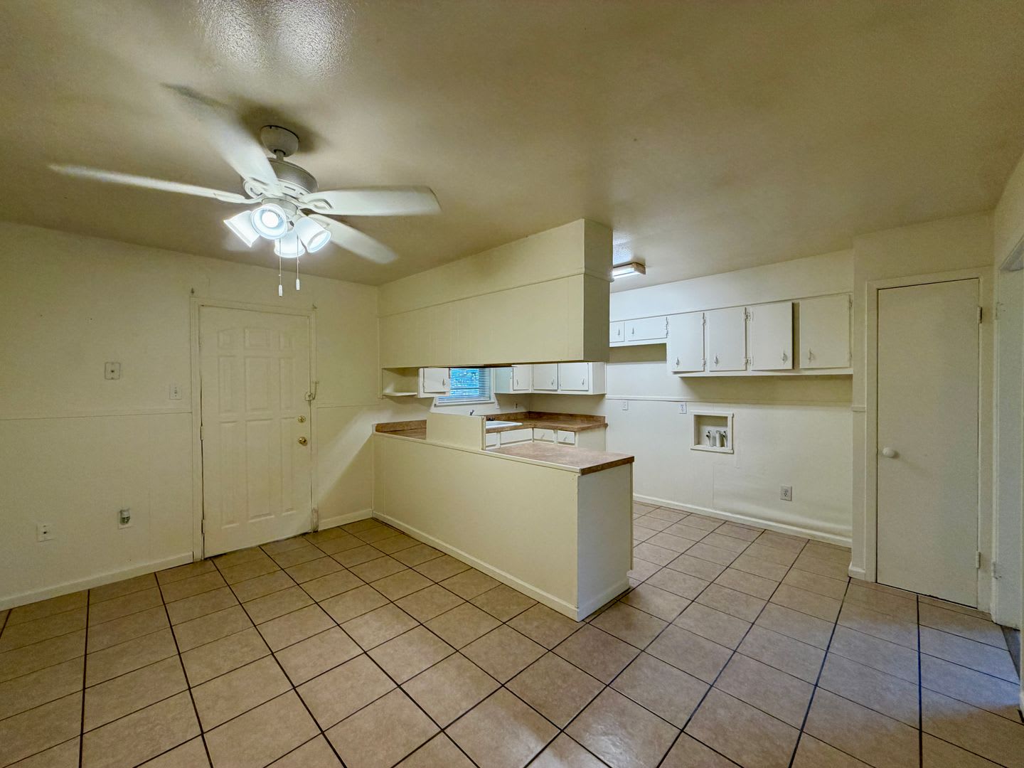 Single Family Home – photo 3