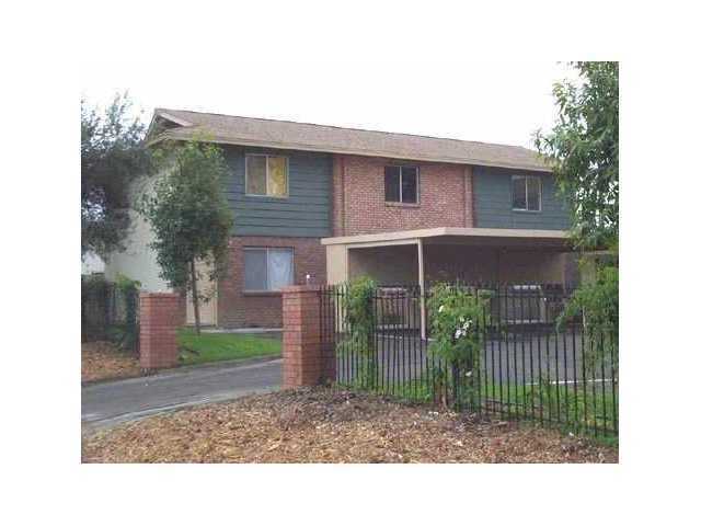 Cozy two bedroom/ 1 bath condo in Ramona. – photo 1