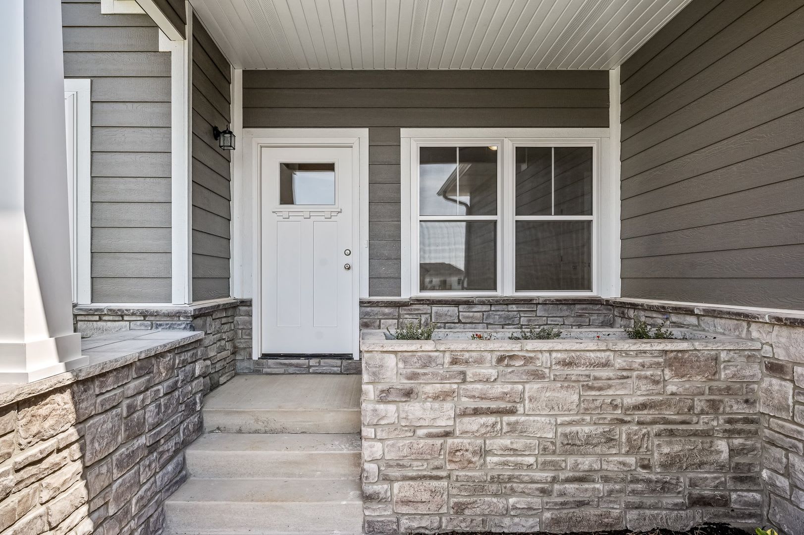 Beautifully Updated 4 Bedroom Home in Ozark, MO! – photo 5