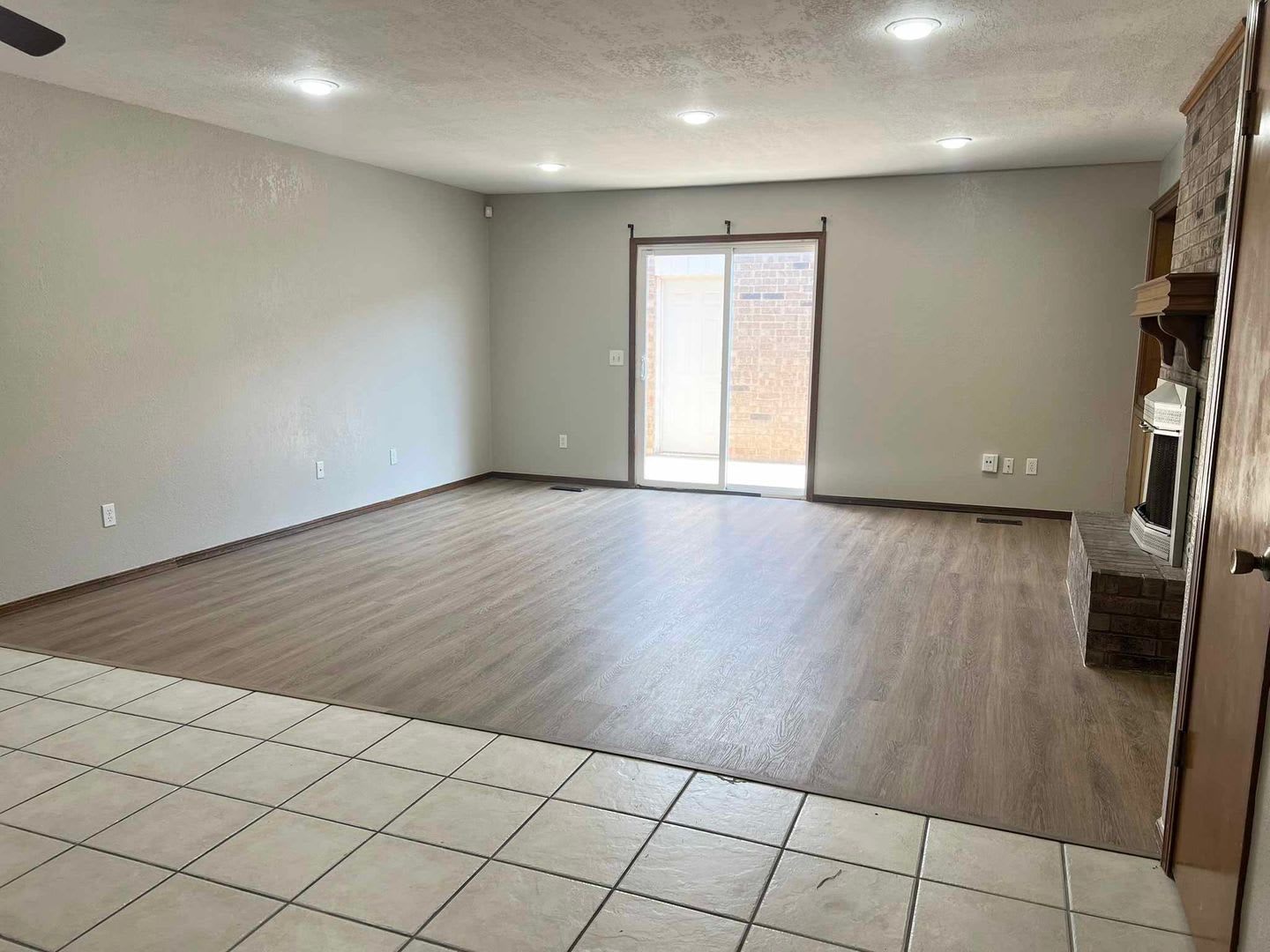 Comfortable Living in a Convenient Location – photo 2