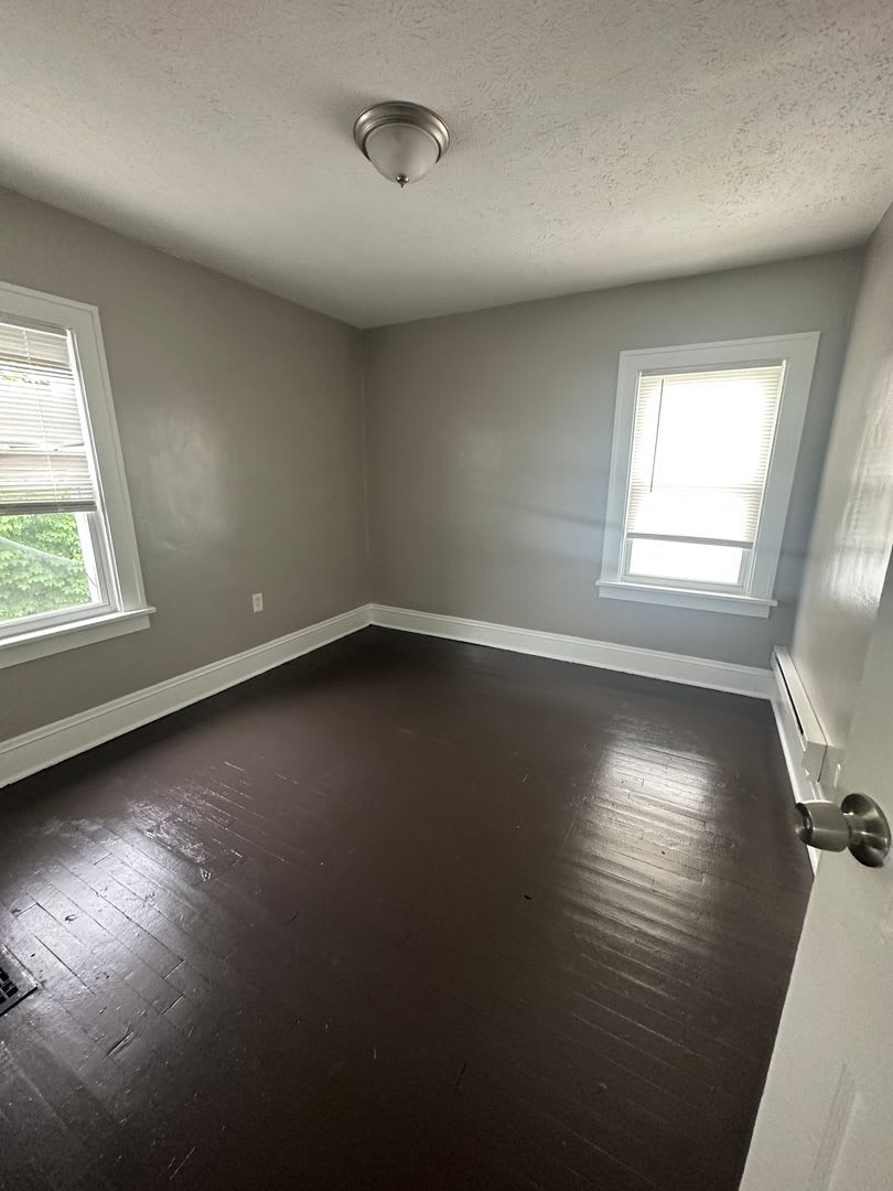 3bd Single Cash Pay/Section 8 – photo 2